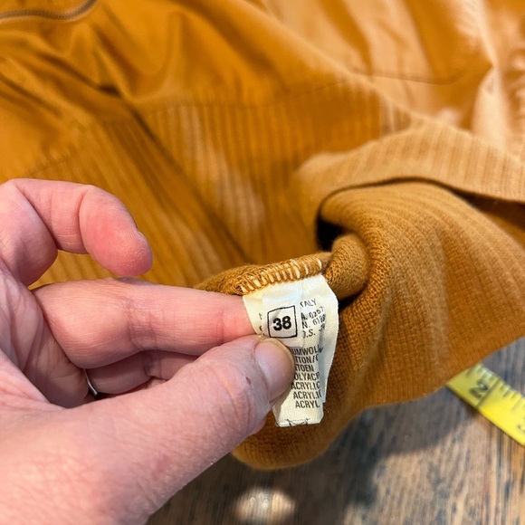 💛 LAURÈL – Bi-Material Mustard Top (Size 38) - Picture 9 of 13